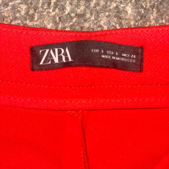 Zara Ruffled Shorts - Picture 7 of 7